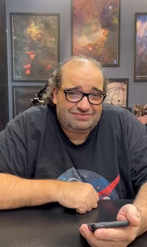 Sérgio Sacani .